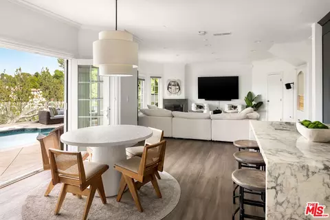 12917 Galewood St, Studio City, CA 91604