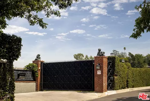 12917 Galewood St, Studio City, CA 91604