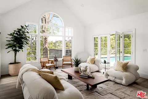 12917 Galewood St, Studio City, CA 91604