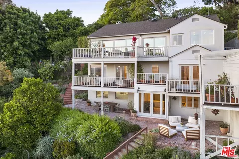 3506 Carnation Ave, Los Angeles, CA 90026