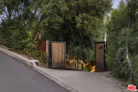 3206 Betty Dr, Los Angeles, CA 90032