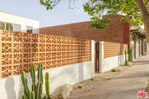 2218 Pico Blvd, Santa Monica, CA 90405