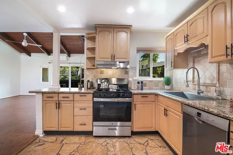 4925 Indian Wood Rd #474, Culver City, CA 90230