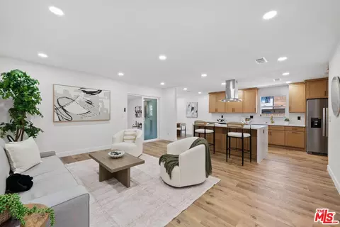 15358 Gault St, Van Nuys, CA 91406