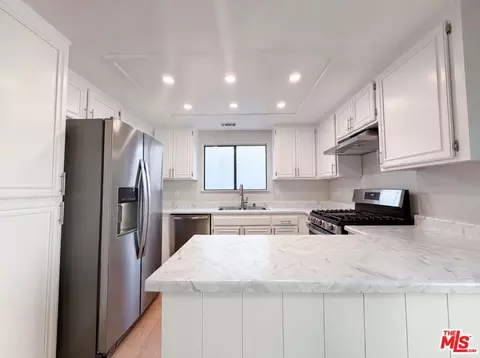2553 E Avenue J4, Lancaster, CA 93535 photo 2