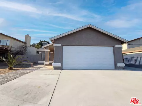 2553 E Avenue J4, Lancaster, CA 93535