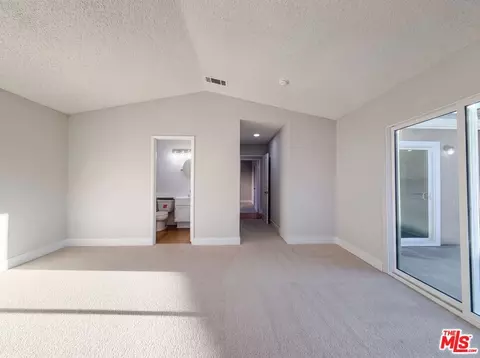 2553 E Avenue J4, Lancaster, CA 93535 photo 4