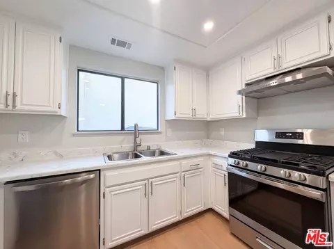 2553 E Avenue J4, Lancaster, CA 93535 photo 9