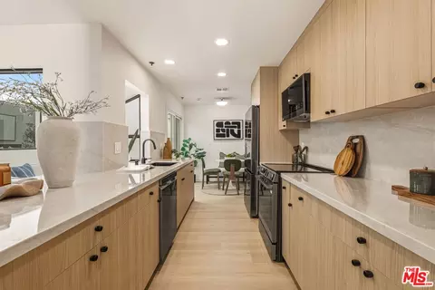 311 Bora Bora Way #3207, Marina Del Rey, CA 90292