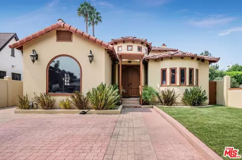 4375 Kraft Ave, Studio City, CA 91604