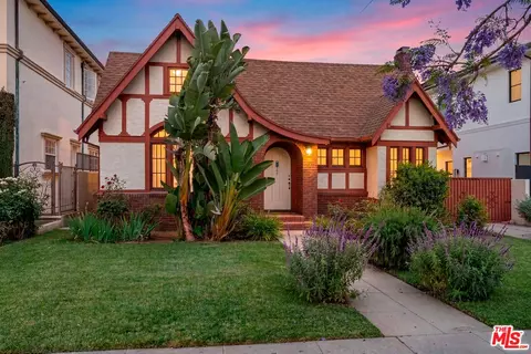 312 N Palm Dr, Beverly Hills, CA 90210