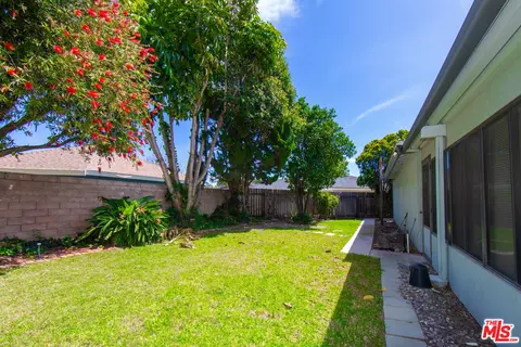 Exterior - 1956 Leven Ave, Camarillo, CA 93010 photo 4 of 15