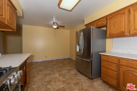 Kitchen - 1956 Leven Ave, Camarillo, CA 93010 photo 6 of 9