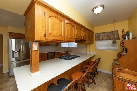 Kitchen - 1956 Leven Ave, Camarillo, CA 93010 photo 5 of 9