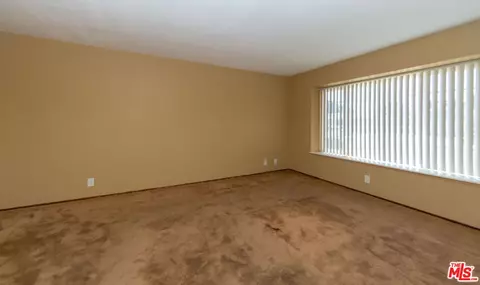 Living - 1956 Leven Ave, Camarillo, CA 93010 photo 1 of 7