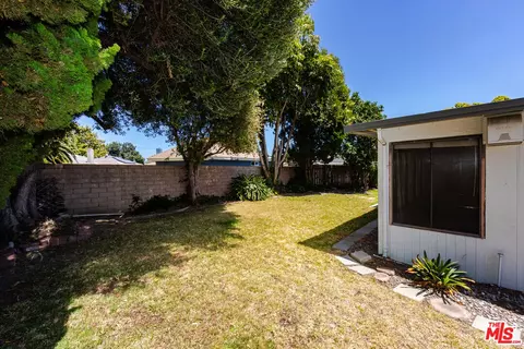 Exterior - 1956 Leven Ave, Camarillo, CA 93010 photo 11 of 15
