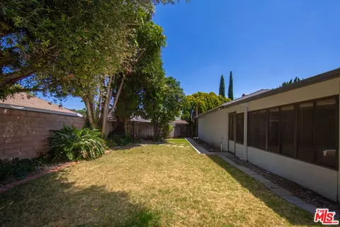 Exterior - 1956 Leven Ave, Camarillo, CA 93010 photo 13 of 15