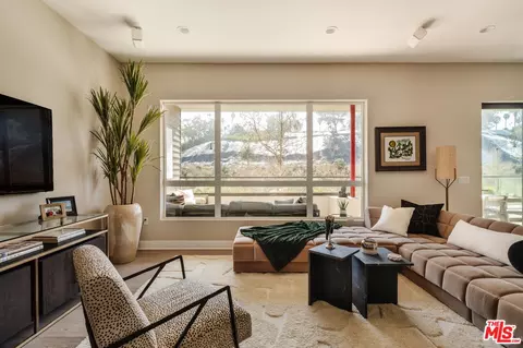 12765 Bluff Creek Dr #1, Playa Vista, CA 90094