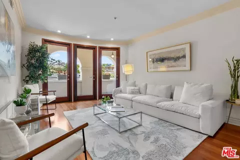 10364 Almayo Ave #305, Los Angeles, CA 90064