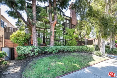 1138 21st St #2, Santa Monica, CA 90403