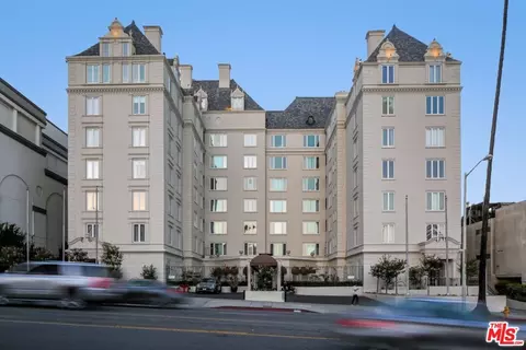1424 N Crescent Heights Blvd #68, West Hollywood, CA 90046