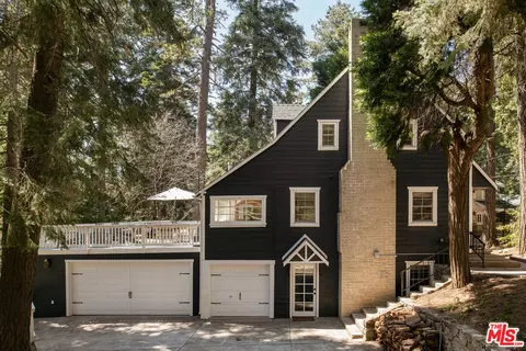 920 Oak Rd, Skyforest, CA 92385
