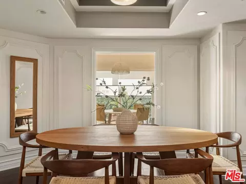 1717 S Barrington Ave #103, Los Angeles, CA 90025