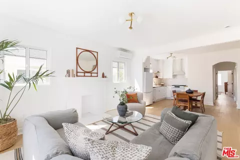1221 5th Ave #4, Los Angeles, CA 90019