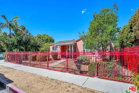 2345 S Garth Ave, Los Angeles, CA 90034