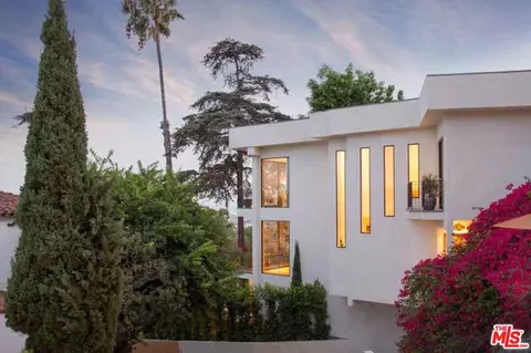 8241 Lincoln Ter, Los Angeles, CA 90069