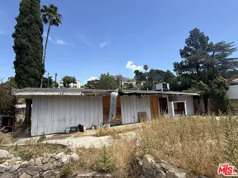 Exterior - 7716 Grove St, Tujunga, CA 91042 photo 3 of 7