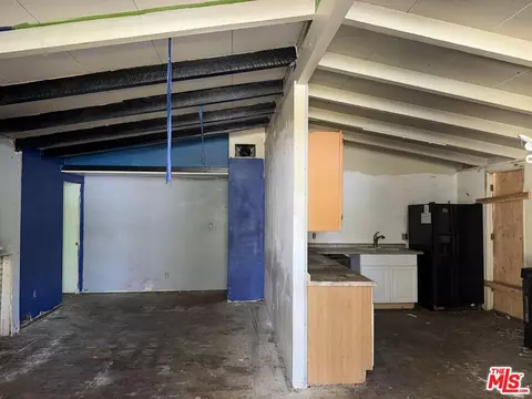 Entry Way - 7716 Grove St, Tujunga, CA 91042 photo 1 of 1