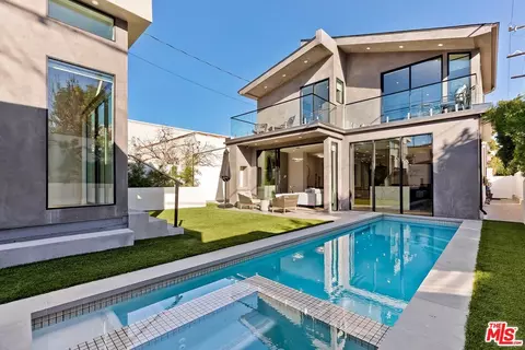 489 S Willaman Dr, Los Angeles, CA 90048