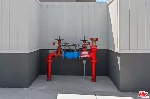 Exterior - 1417 Lemon St, Oceanside, CA 92058 photo 5 of 7