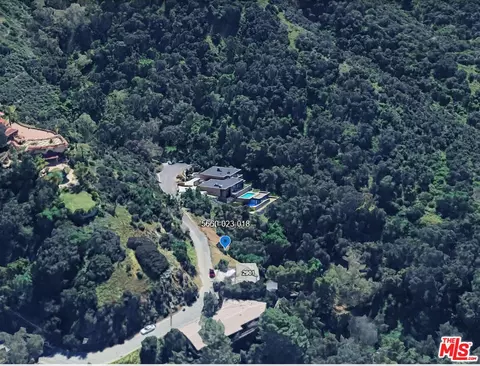 2897 Greenwich Rd, Glendale, CA 91214 photo 10