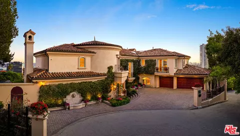 1260 St Ives Pl, Los Angeles, CA 90069
