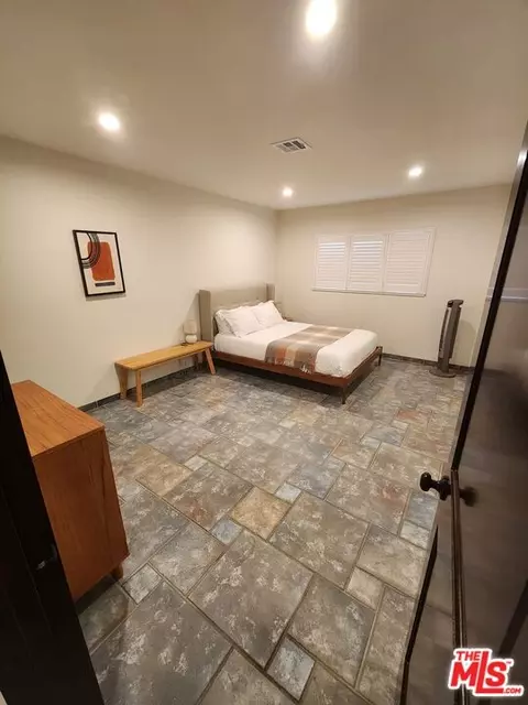 Bedroom - 54045 Ridge Rd, Yucca Valley, CA 92284 photo 1 of 10
