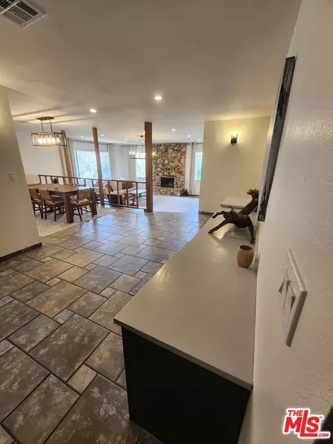 Entry Way - 54045 Ridge Rd, Yucca Valley, CA 92284 photo 1 of 5