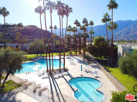501 Desert Lakes Cir, Palm Springs, CA 92264