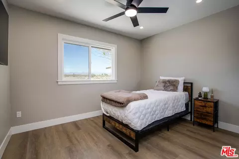 Bedroom - 60777 Adele Ave, Landers, CA 92285 photo 2 of 3