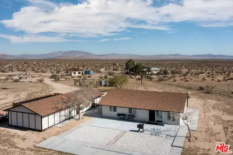 Exterior - 60777 Adele Ave, Landers, CA 92285 photo 3 of 12