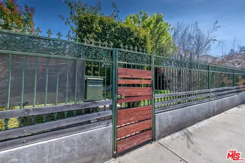 2008 S Bedford St, Los Angeles, CA 90034