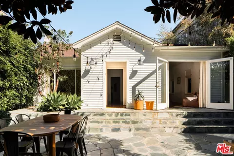 804 Westmount Dr, West Hollywood, CA 90069