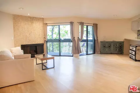 950 N Kings Rd #245, West Hollywood, CA 90069