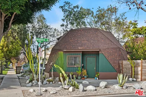 9983 Braddock Dr, Culver City, CA 90232