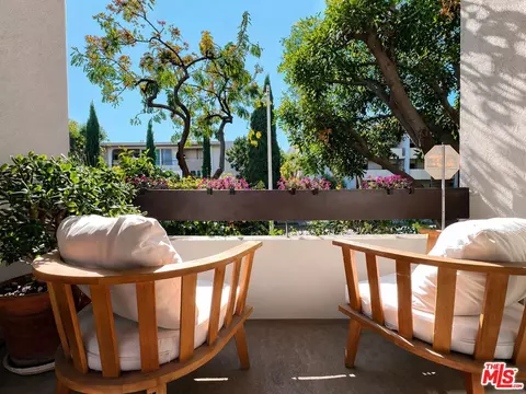 950 N Kings Rd #168, West Hollywood, CA 90069
