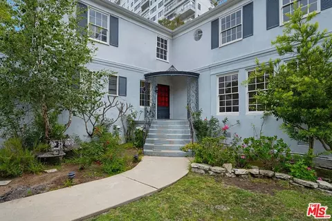10546 Lindbrook Ave, Los Angeles, CA 90024