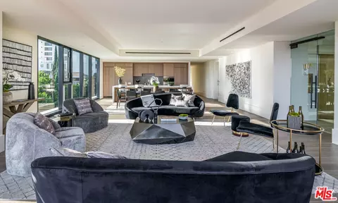 8420 W Sunset Blvd #608, West Hollywood, CA 90069