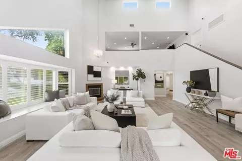 12756 Milbank St, Studio City, CA 91604