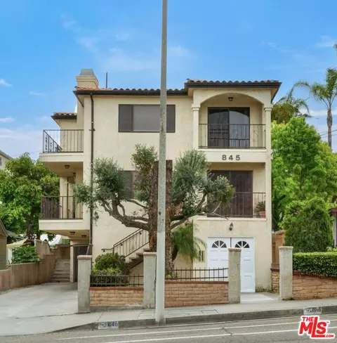 845 W 19th St #1, San Pedro, CA 90731